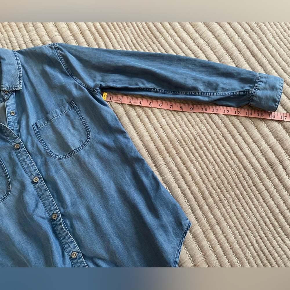 Rails- 100% lyocell Light Blue Denim Button-Down Shirt chambray women’s M pocket - Picture 13 of 16